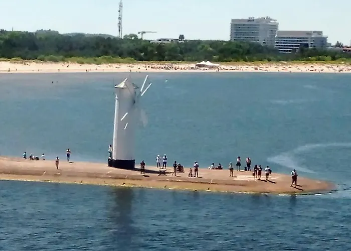 Trzy Korony Widok Na Morze Sea View Hotel *